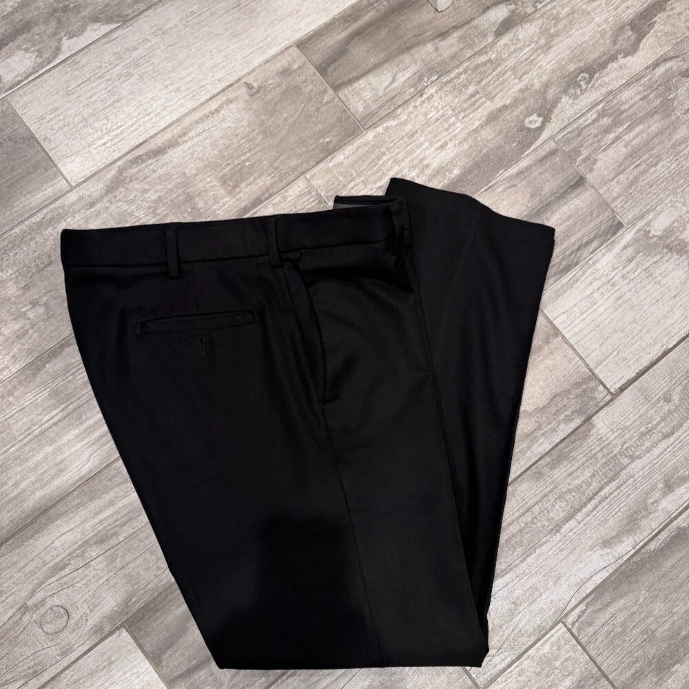 Haggar in motion pants
